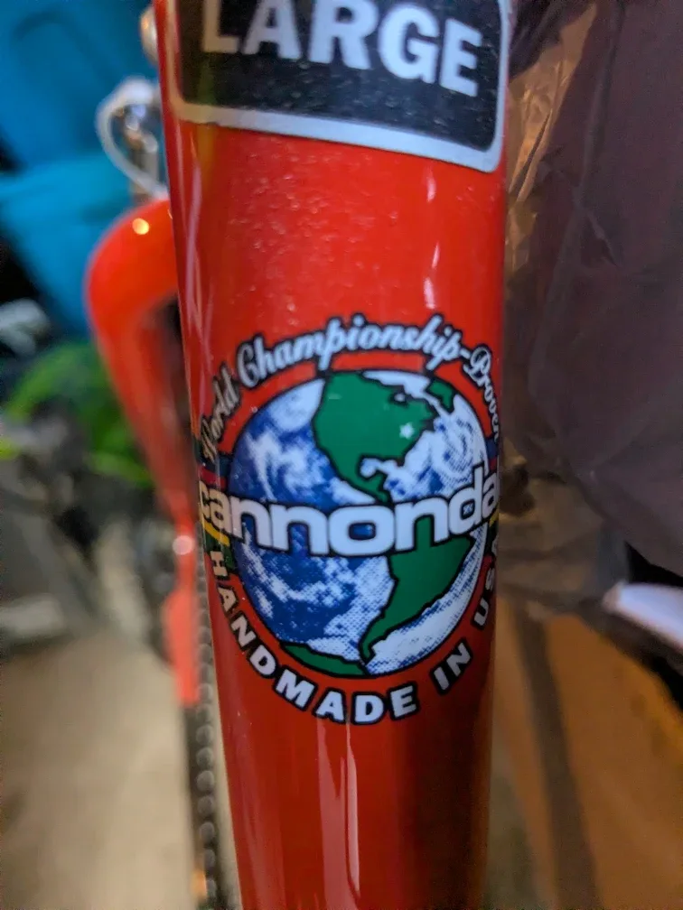 Cannondale 700 Red Mountain Bike - Size Large image indicator(5)