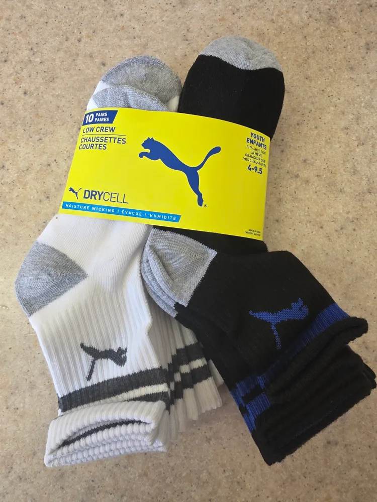 Puma Youth Low Crew Socks - Size 4-9.5 (New) image indicator(2)