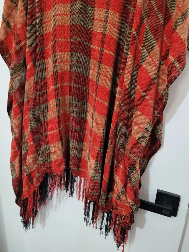 Red Plaid Poncho with Fringe image indicator(4)