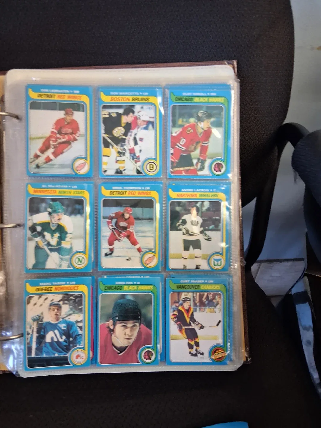 Vintage Hockey Cards Collection image indicator(8)