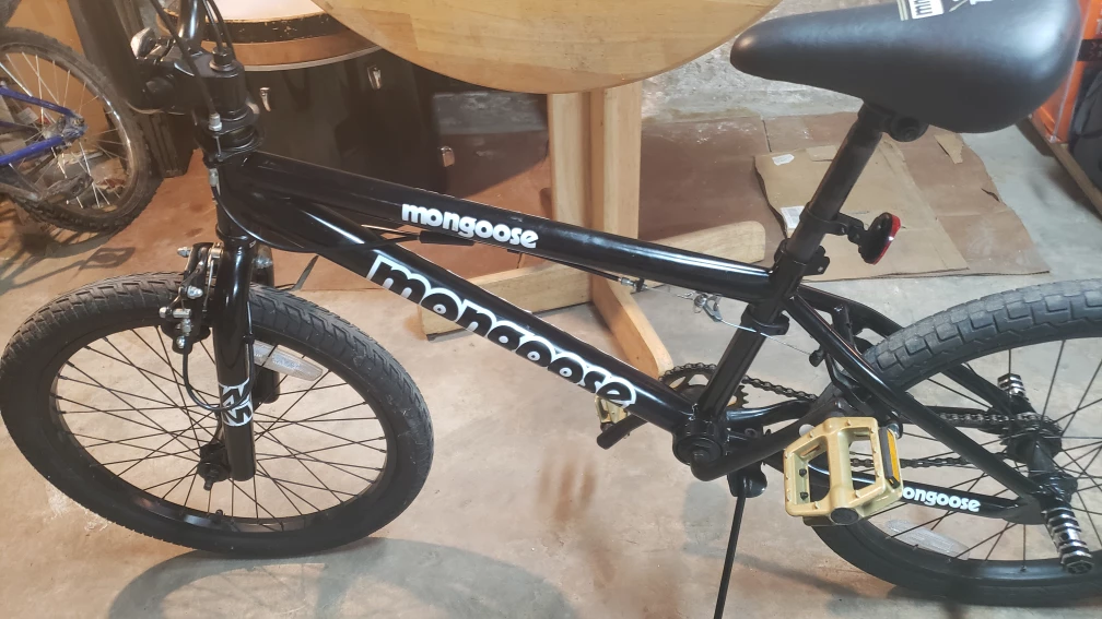 mongoose  20in  bike - photo 2