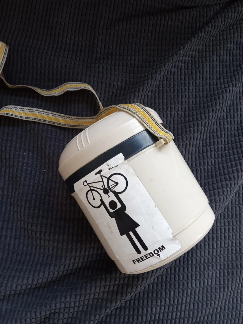 Vintage Tiffin Carrier - photo 2