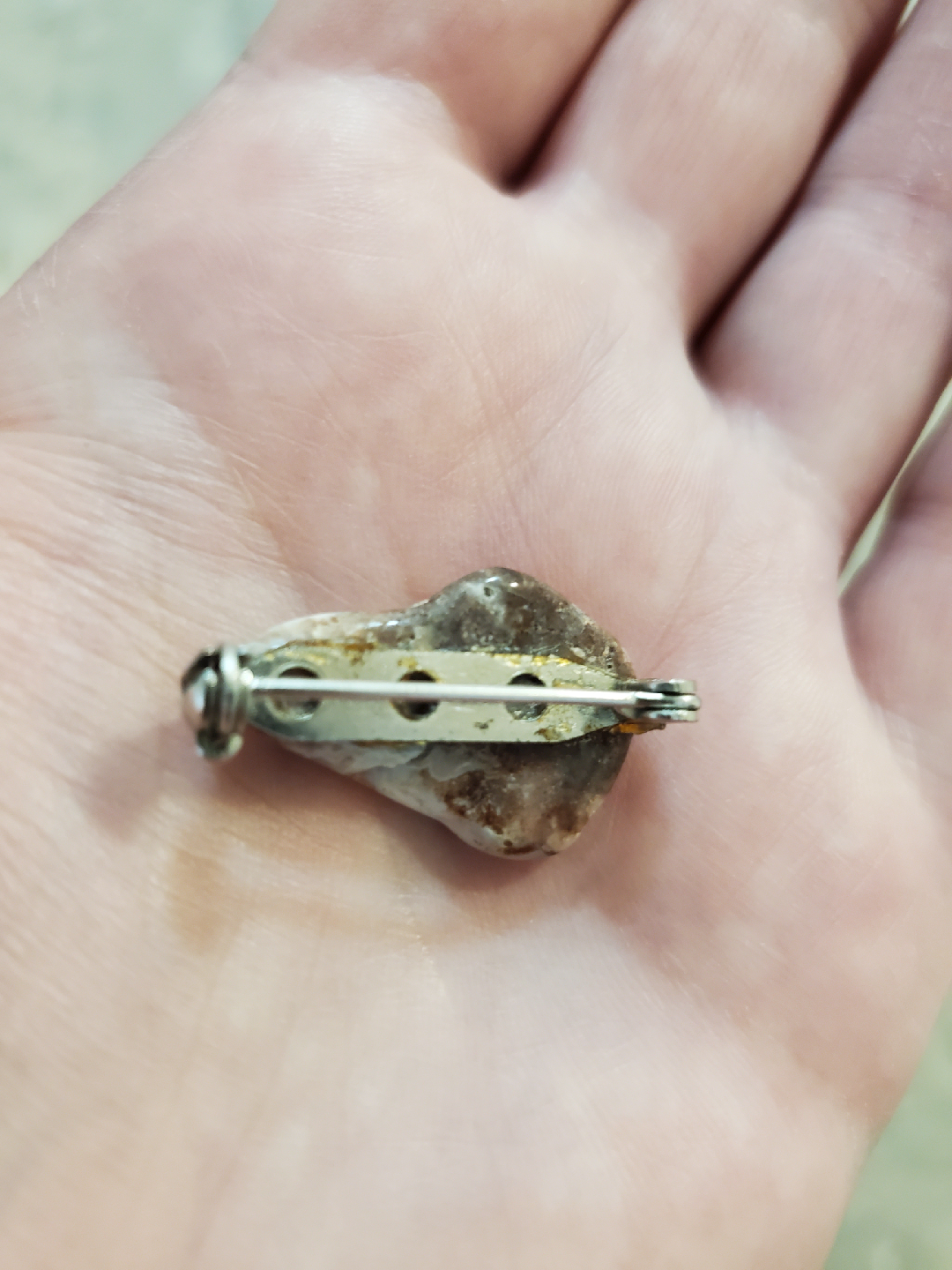 Vintage Stone Brooch 🥕 - photo 2