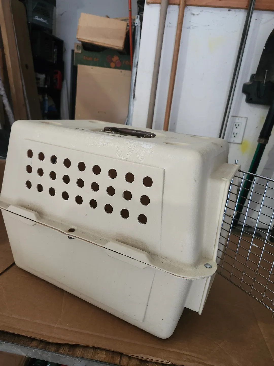 Pet Carrier Cage image indicator(2)