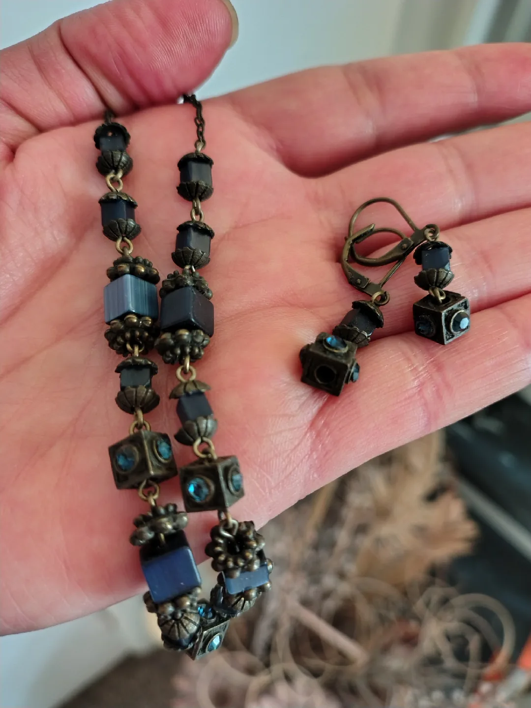 Necklace and Earring Set - Blue image indicator(2)