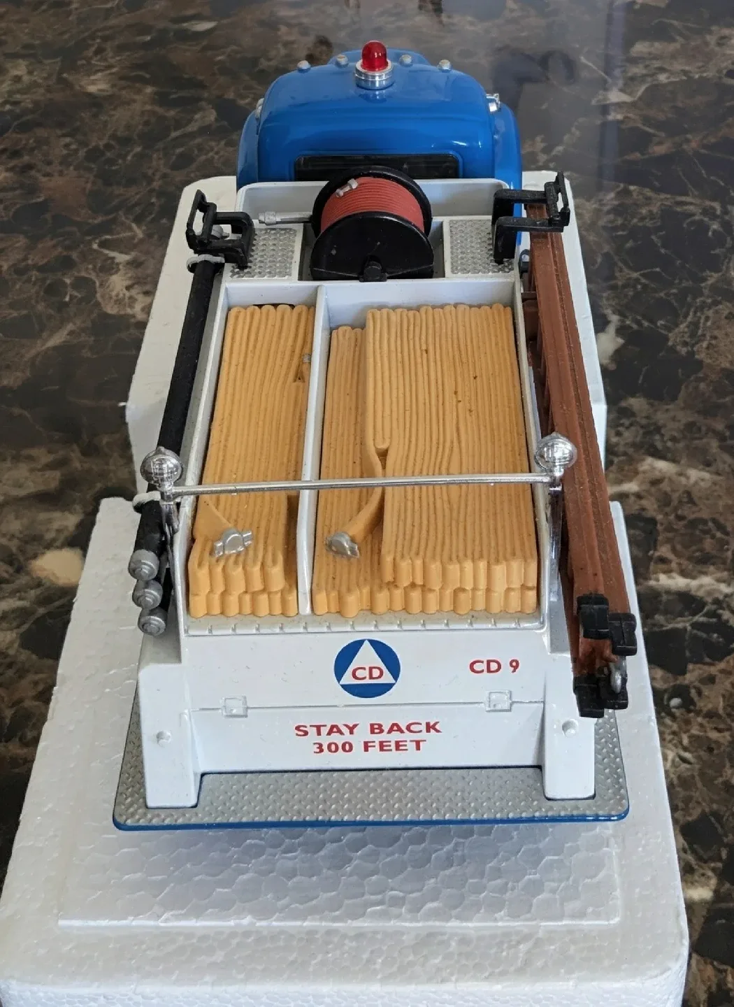 1957 International R-190 Fire Truck 1/34 Scale image indicator(5)