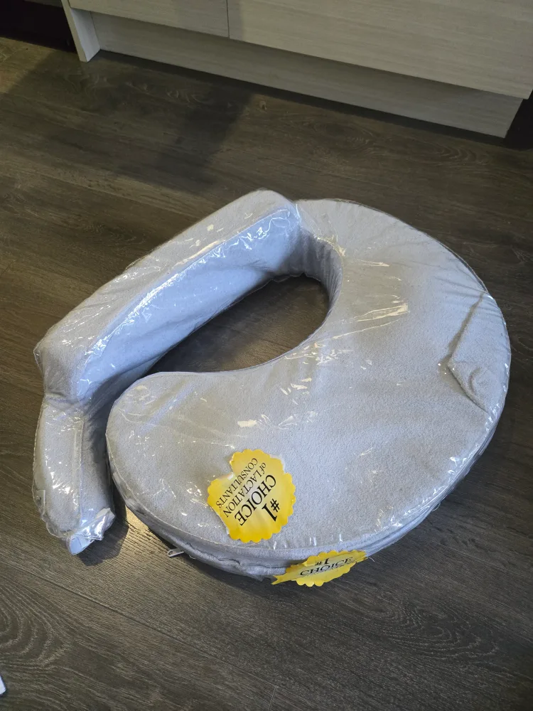 New My Brest Friend Nursing Pillow thumbnail