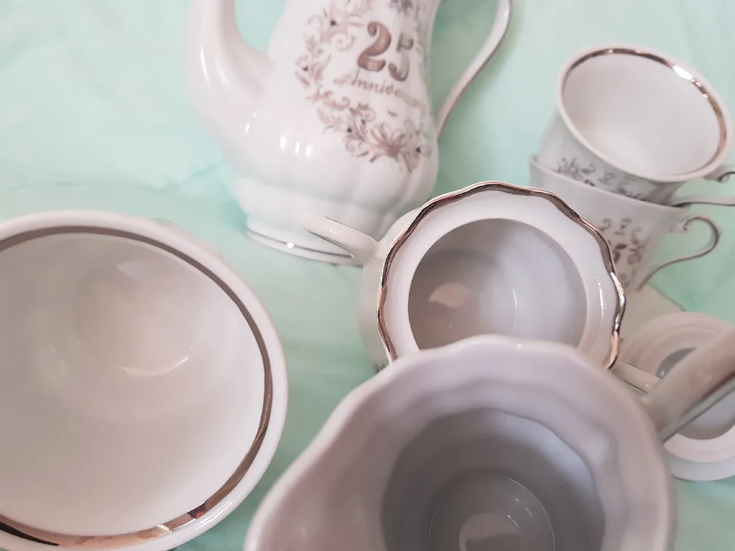 Wałbrzych Made in Poland 25th Anniversary Tea Set image indicator(5)