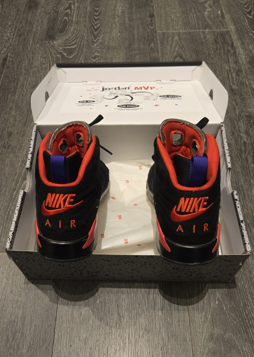 Jordan MVP - Youth Size 6.5 - photo 4