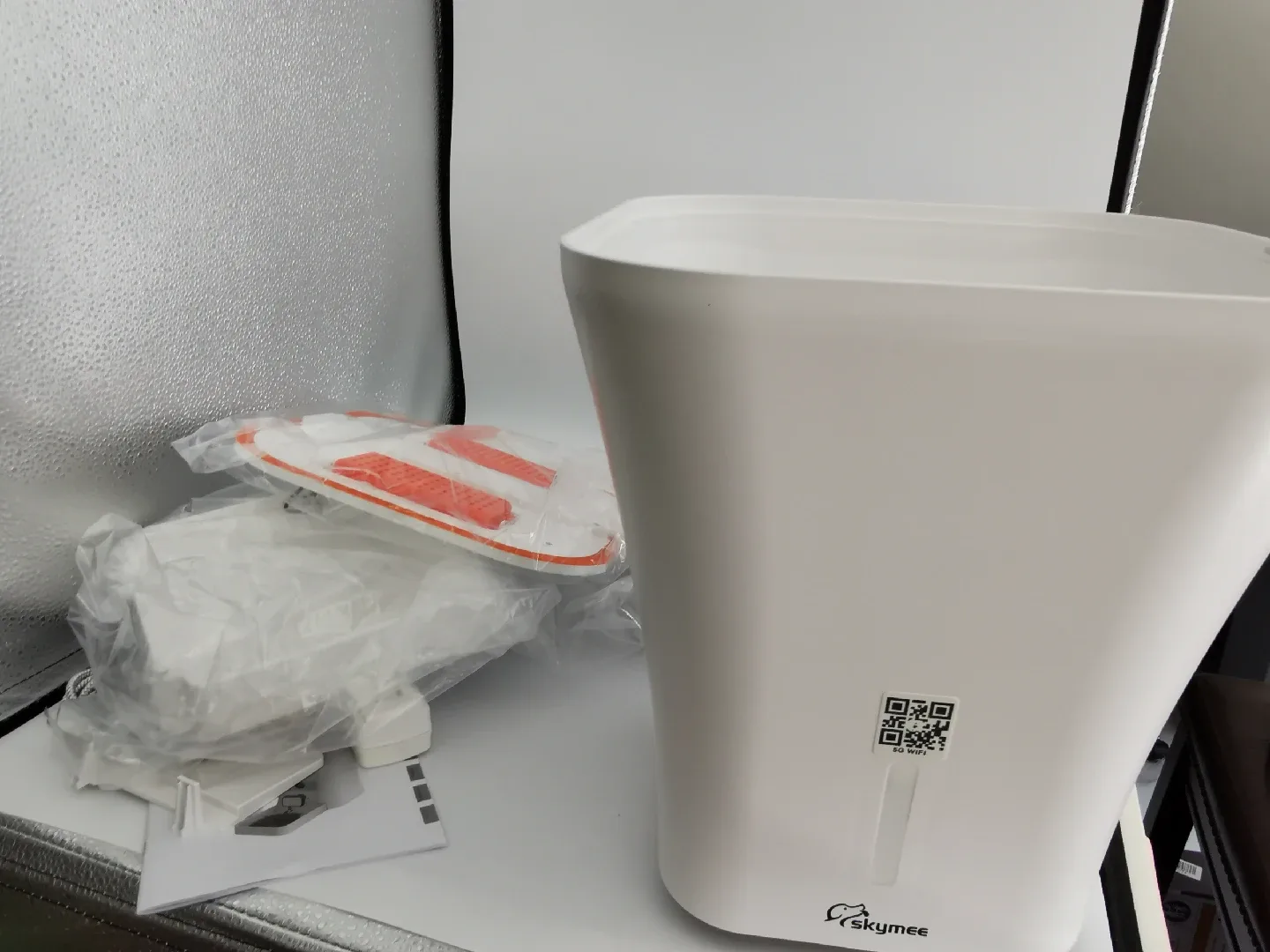 SKYMEE 12L WiFi Pet Feeder image indicator(5)