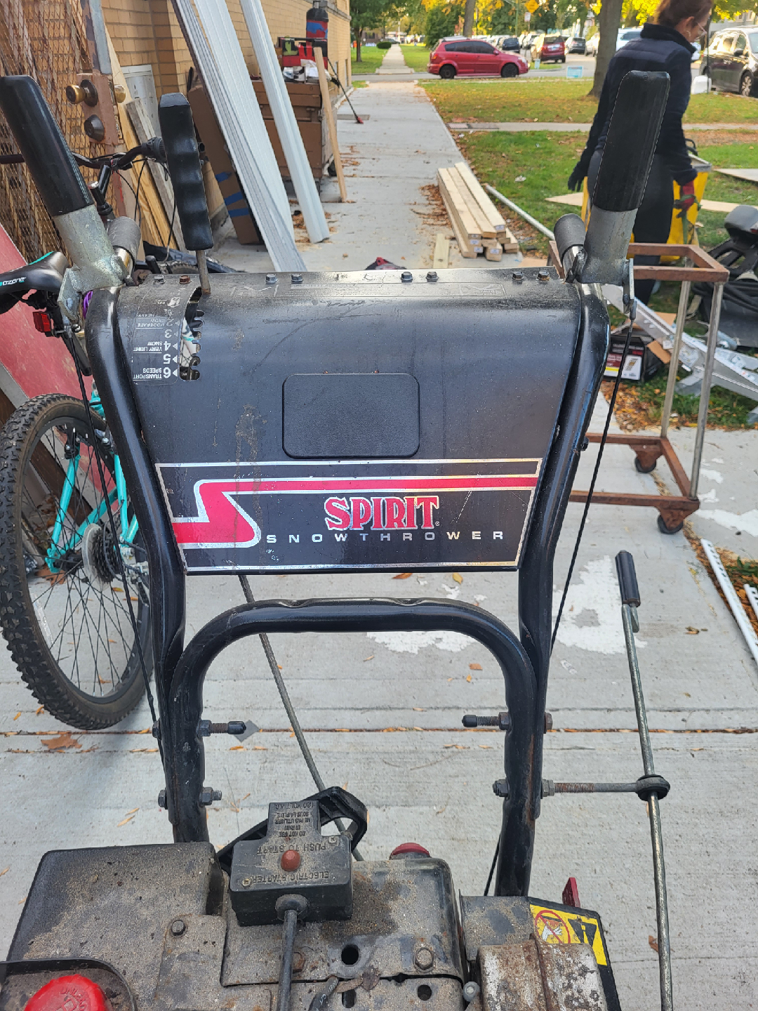 Spirit 8HP Snowthrower - photo 5