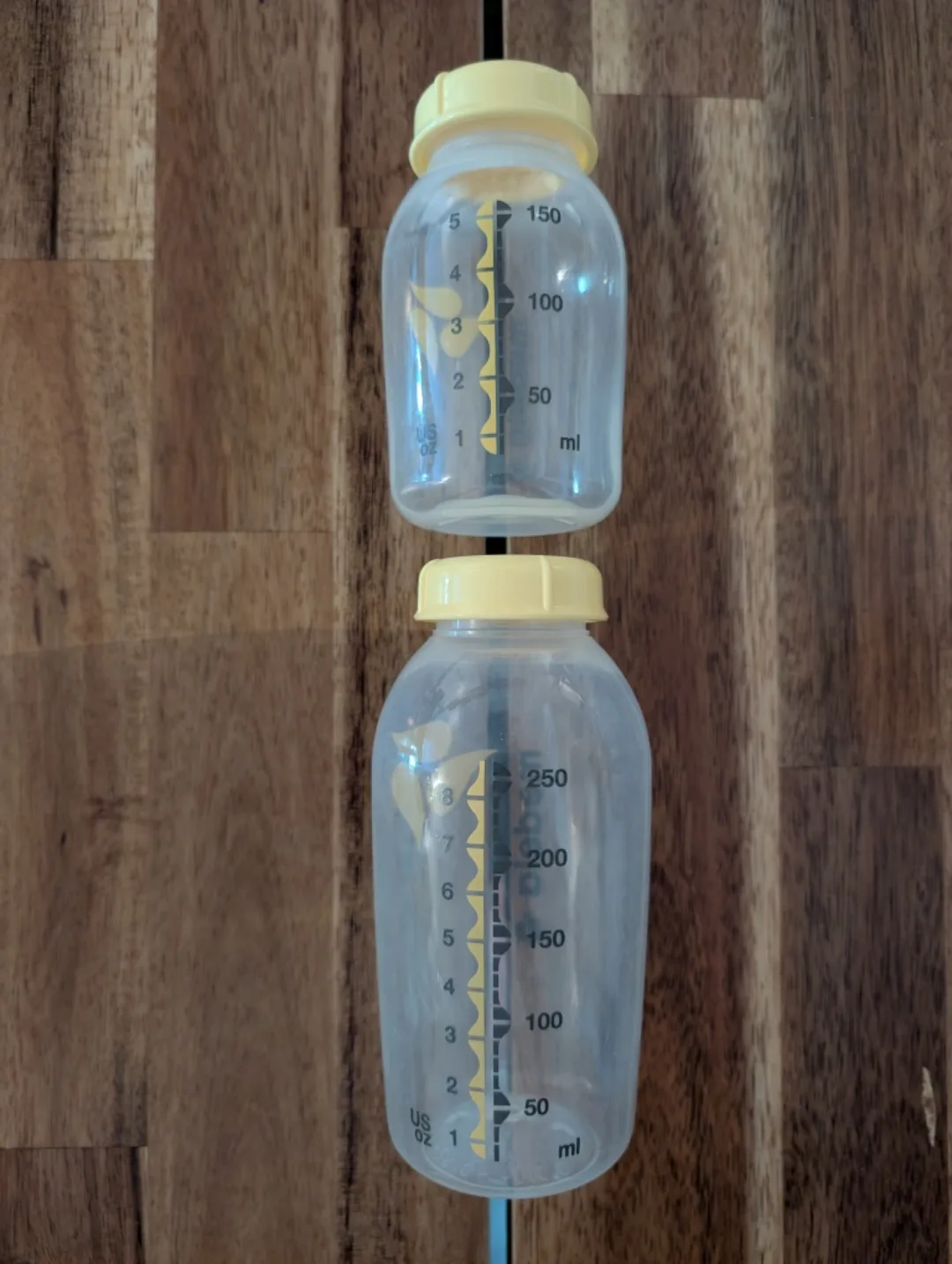 Medela Baby Bottles - Set of 8 image indicator(5)