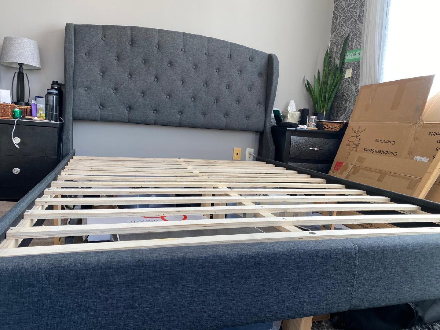 Upholstered Bed Frame - Queen Size - photo 2