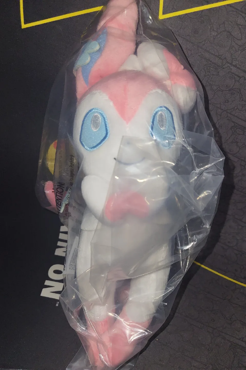 Pokemon Center Exclusive Plush: Sylveon image indicator(2)