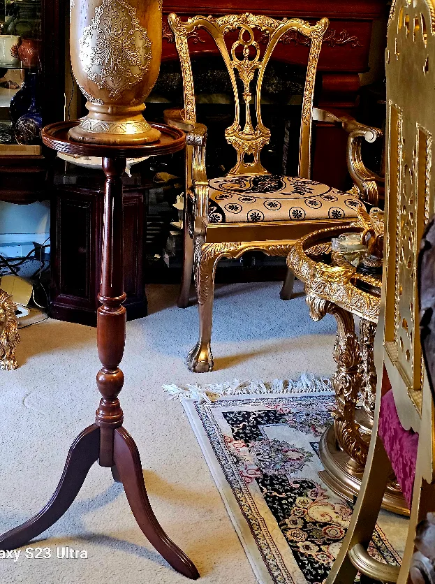 Wooden Pedestal Accent Table - Dark Brown image indicator(5)