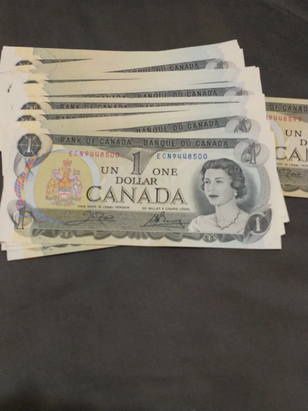 1973 Canada 100 consec. uncirculated banknotes ~8500 to ~8599 image indicator(2)