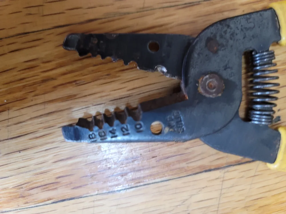 Pelacables: 18 AWG a 10 AWG 6 1/4 pulg.de largo total, image indicator(5)