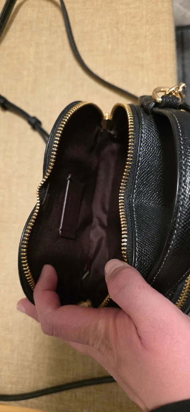 Coach Heart Crossbody Bag - Black image indicator(5)