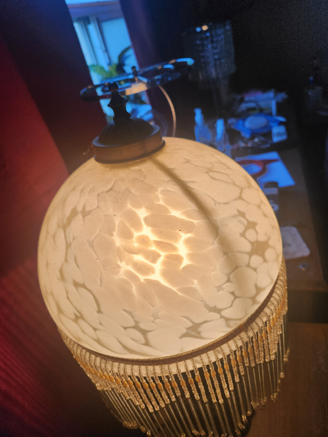 Vintage Style Beaded Table Lamp - photo 4