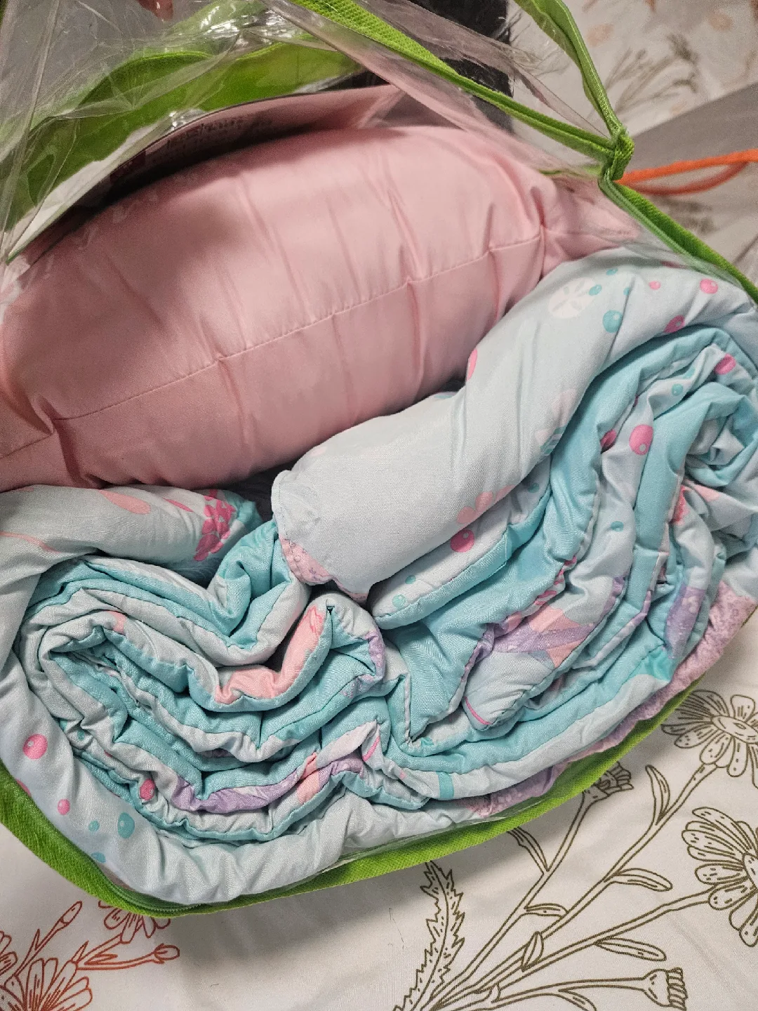 Mainstays Kids Bed-in-a-bag - Double Size - 8 Piece Set image indicator(3)