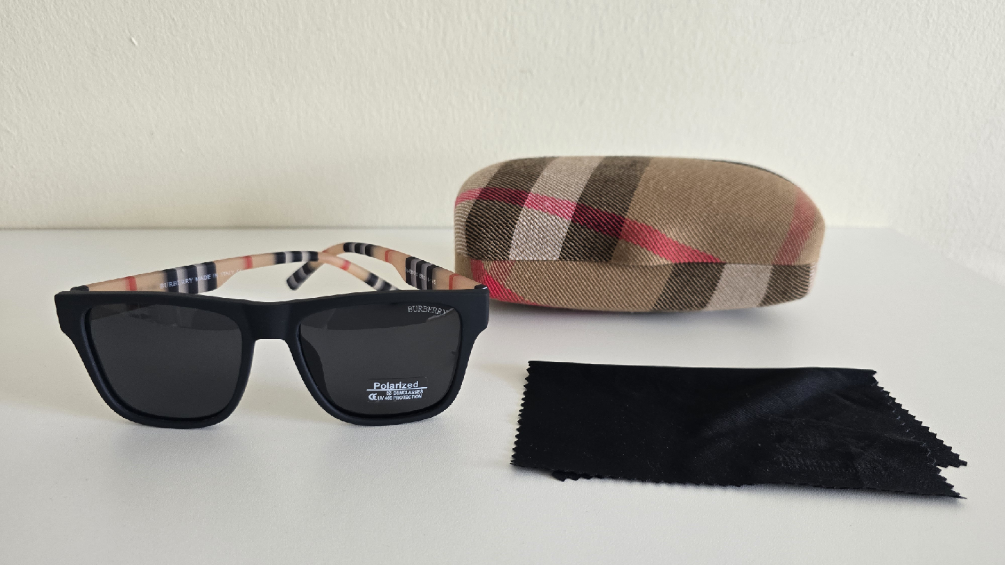 Burberry Sunglasses with Case - photo 5