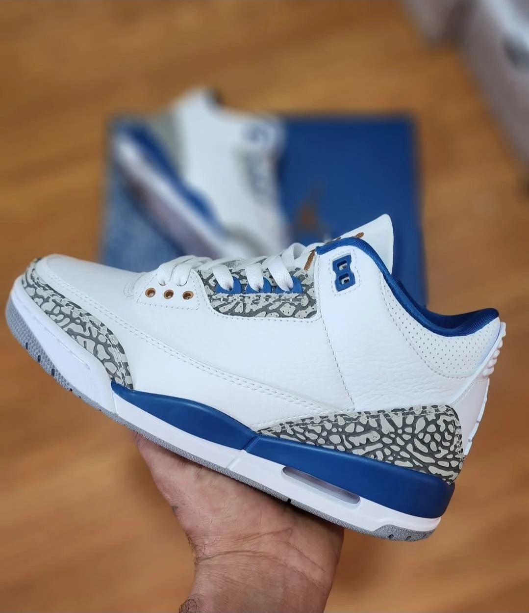 Air Jordan 3 Retro 'Racer Blue' Size 7 - photo 2