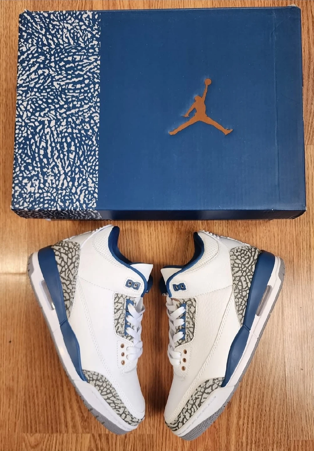 Air Jordan 3 Retro 'Racer Blue' Size 7 - photo 3