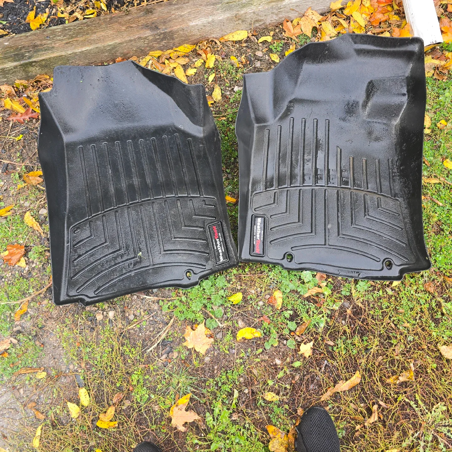 WeatherTech Floor Mats image indicator(2)