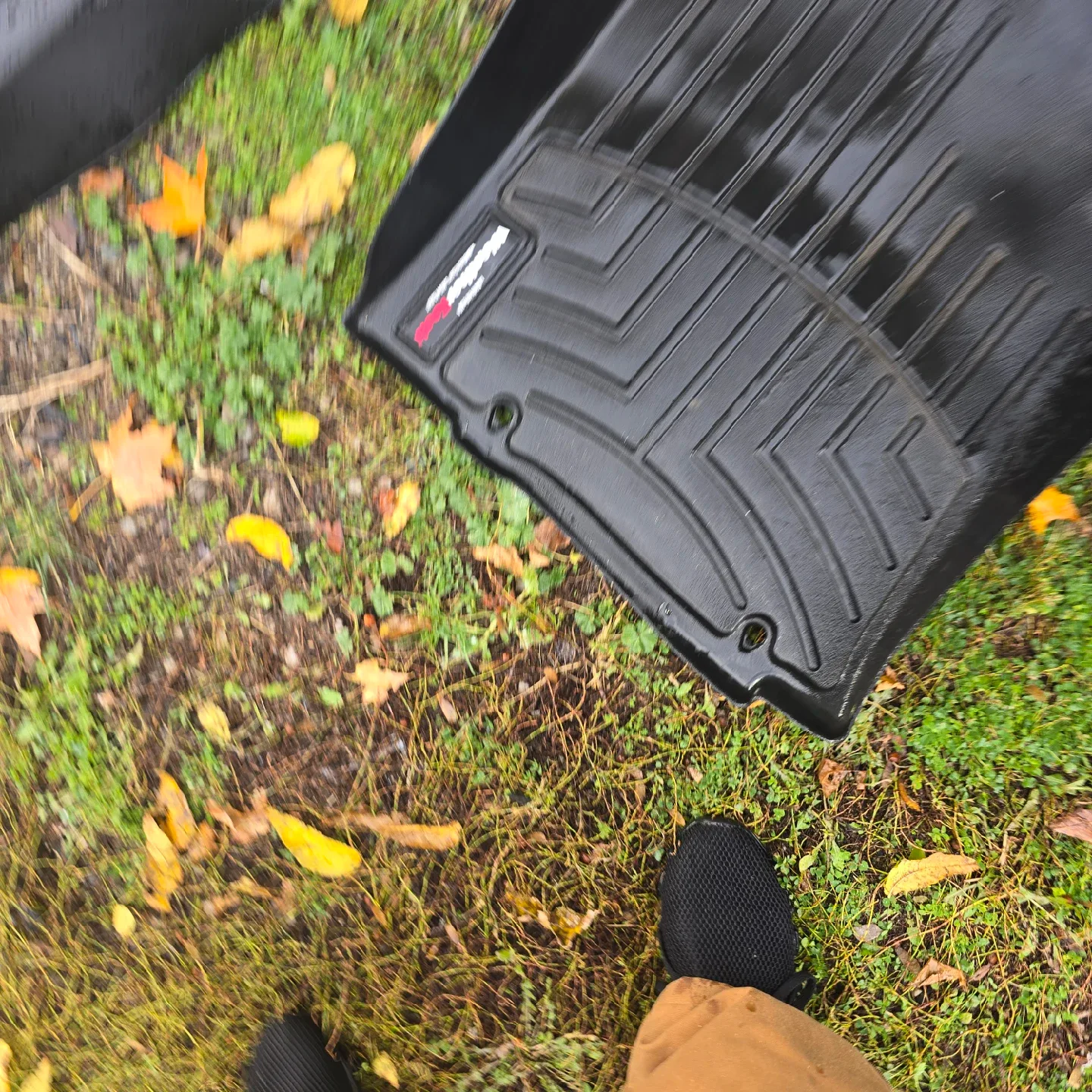 WeatherTech Floor Mats image indicator(4)