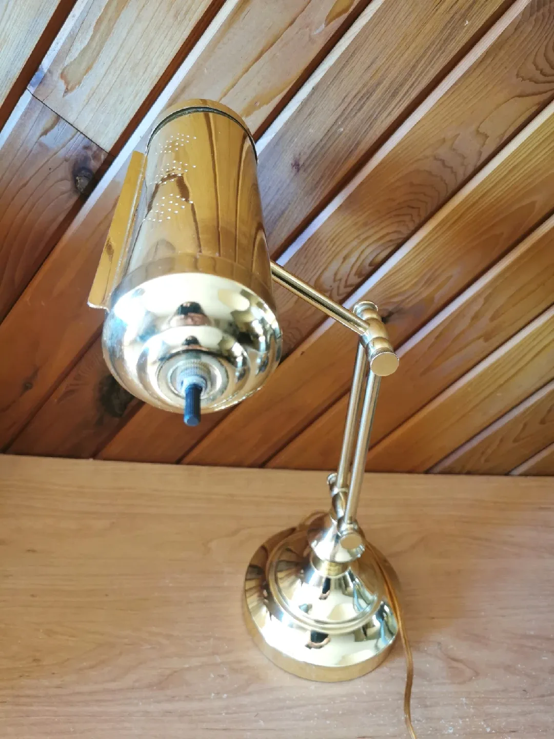 Vintage Brass Adjustable Lamp image indicator(3)