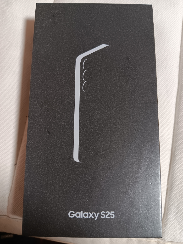 Samsung Galaxy S25 - 128GB - photo 2