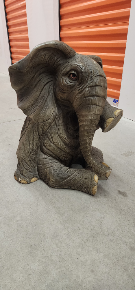 Elephant Statue - photo 2
