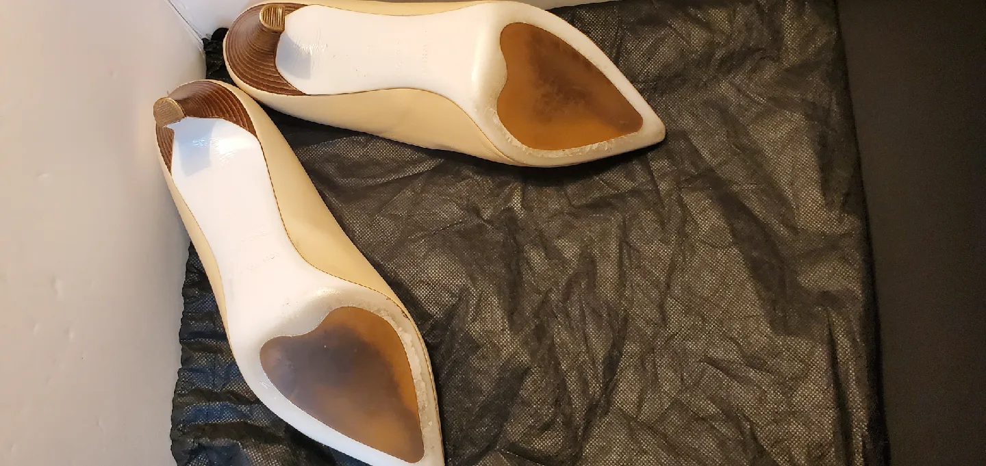 Ron White Beige Leather Heels - Size 36 image indicator(2)