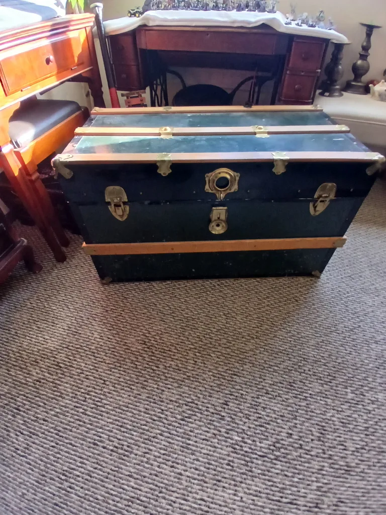 vintage wood steamer mid century runk / chest