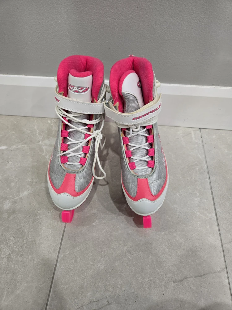 Hespeler Frost Girls Figure Skates - US J3