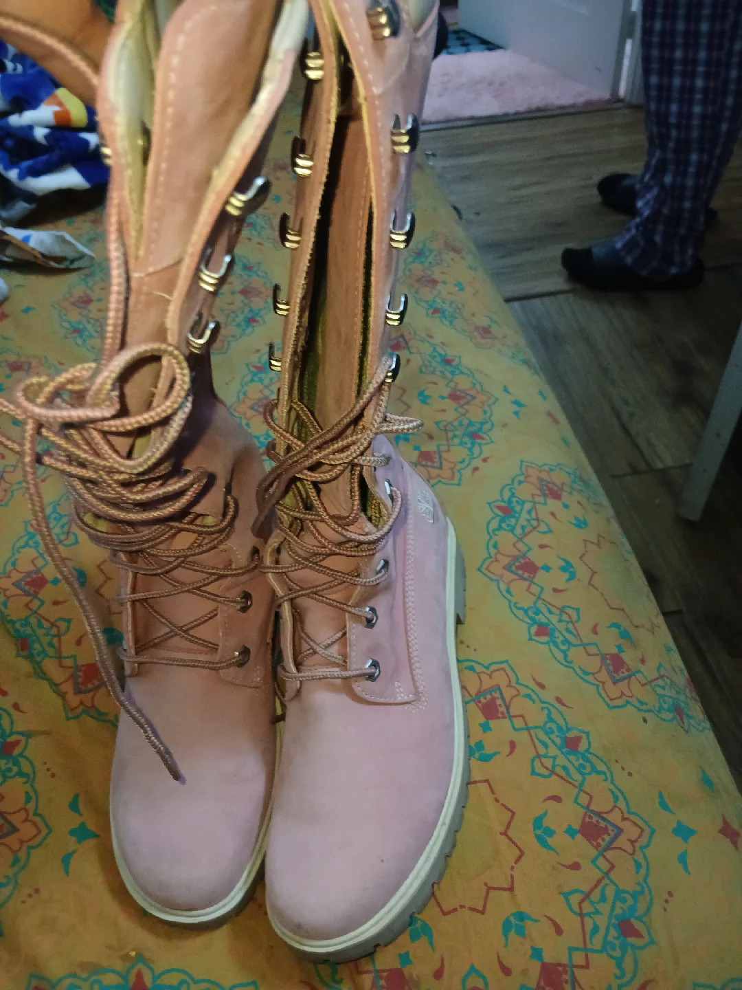 Timberland Pink Boots image indicator(3)