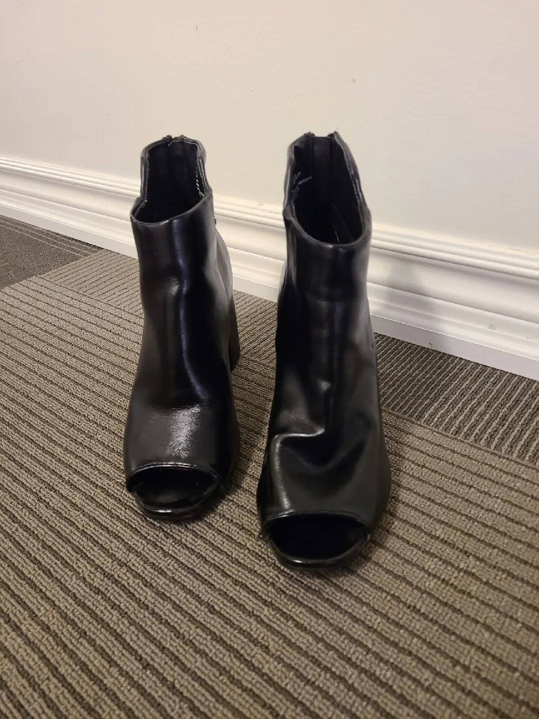 Black Peep Toe Heeled Booties image indicator(5)