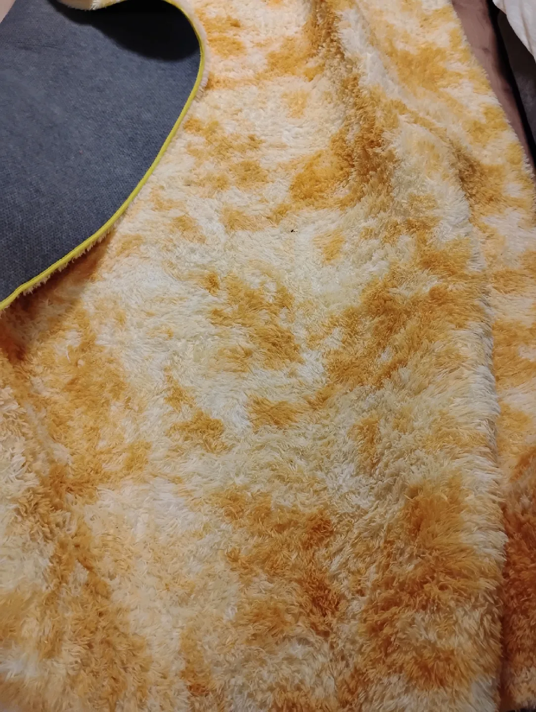 Yellow & Grey Shag Rug image indicator(3)