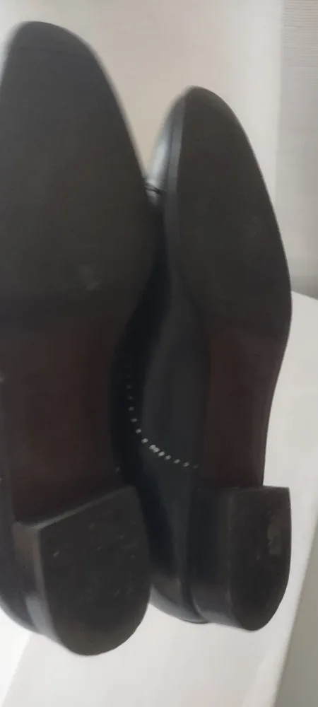 Élégance Black & White Leather Shoes image indicator(5)