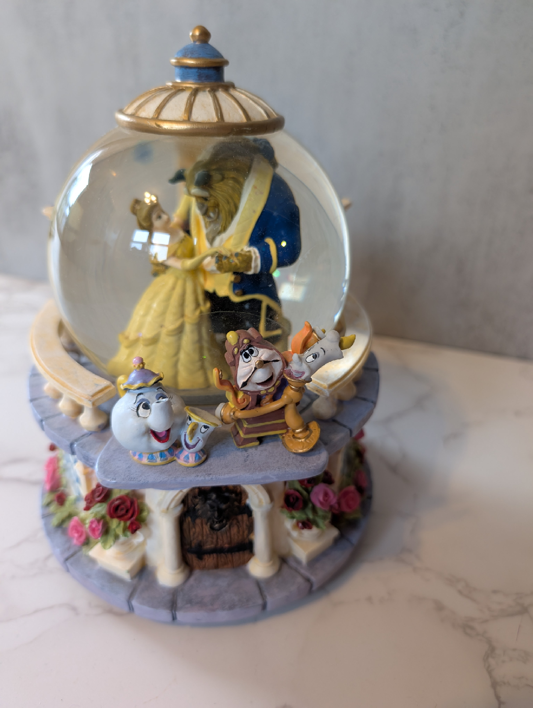 RARE Discontinued Disney Beauty and the Beast Snow Globe