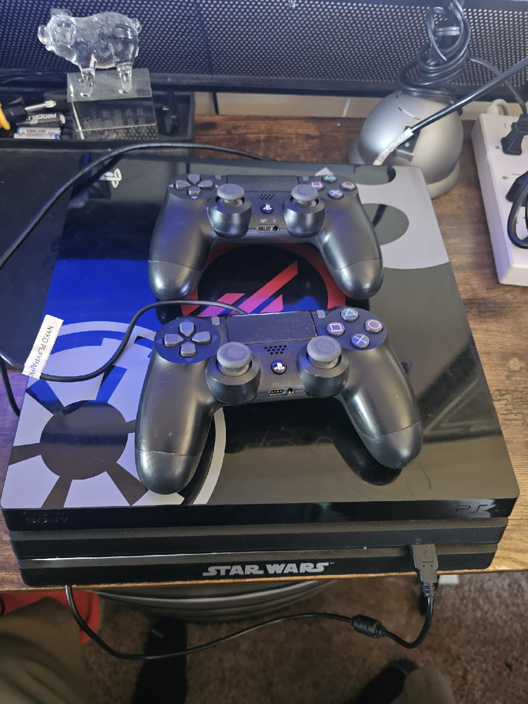 Playstation 4 Pro Starwars Edition - photo 3