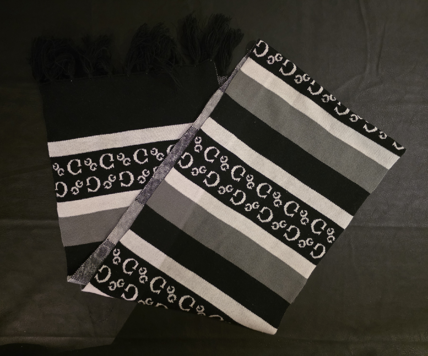 Guess Scarf - Black, Grey & White