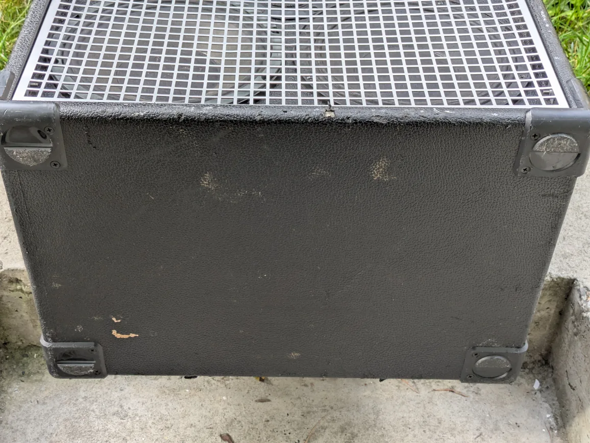 GK 410MBE 4 Ohms Bass Cab 800 Watts image indicator(3)