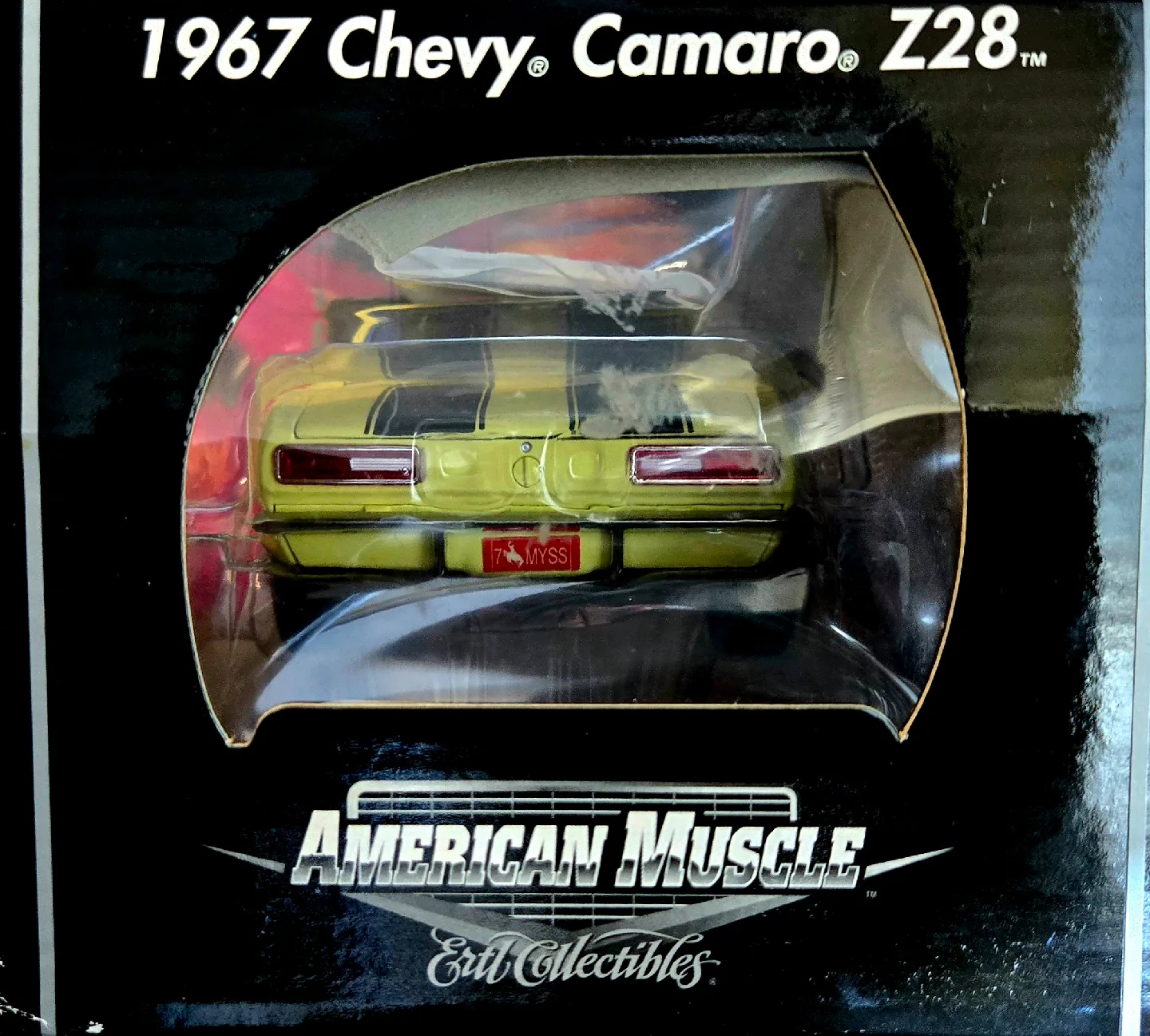 ERTL American Muscle 1967 Chevy Camaro Z28 Diecast 1:18 scale. image indicator(3)