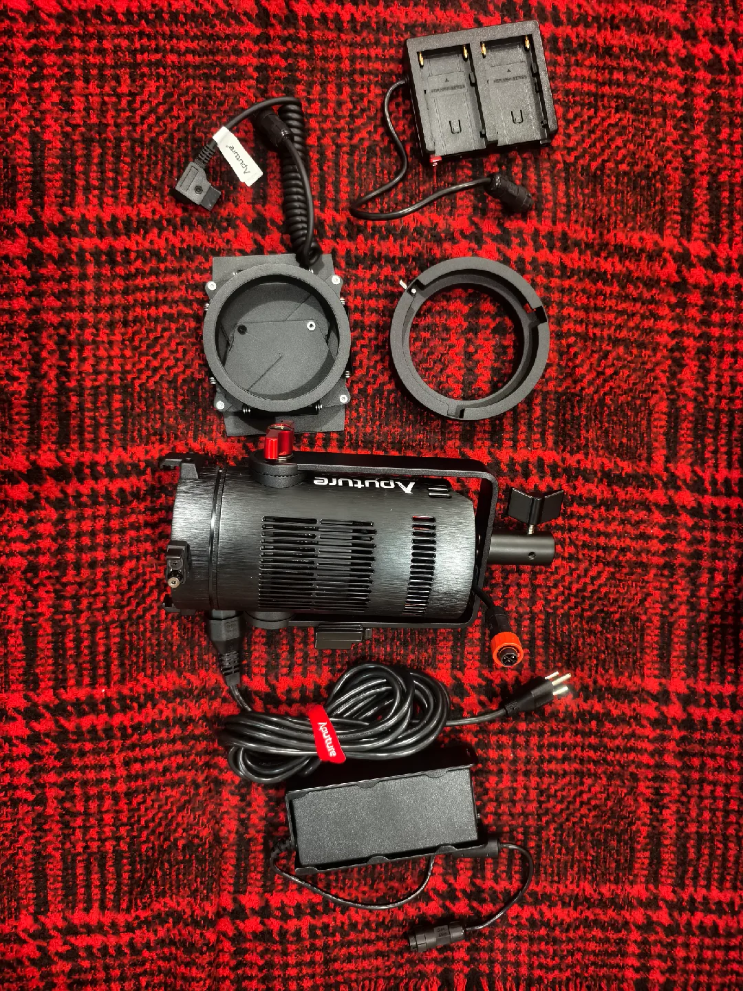 Aputure Light Storm LS C60d LED Light image indicator(2)