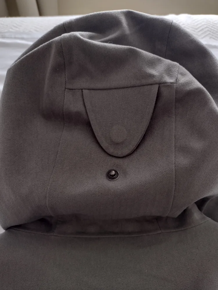 MEC Women's Hooded Winter Coat - Size S image indicator(7)