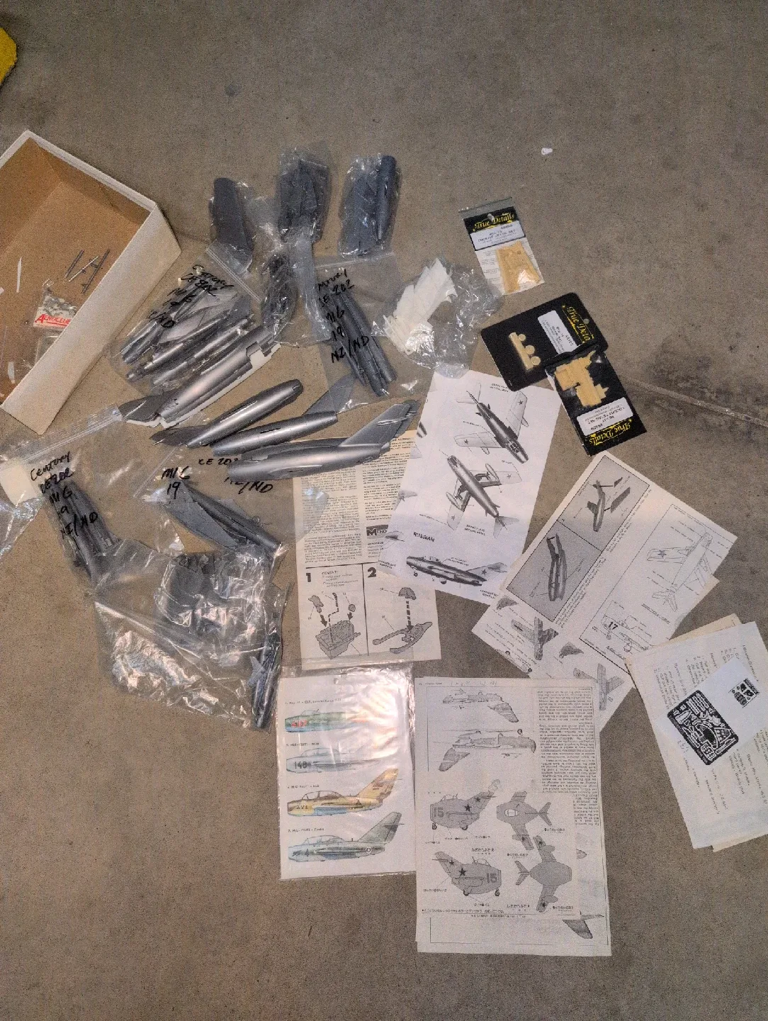 Vintage Model Airplane Kits - Century & MIG