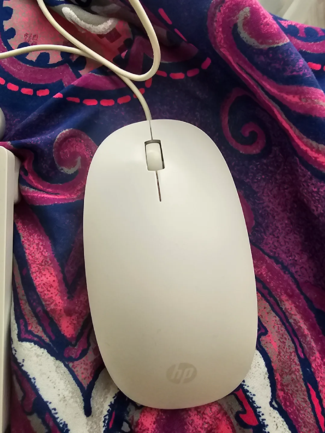 HP All-in-One Desktop PC image indicator(3)