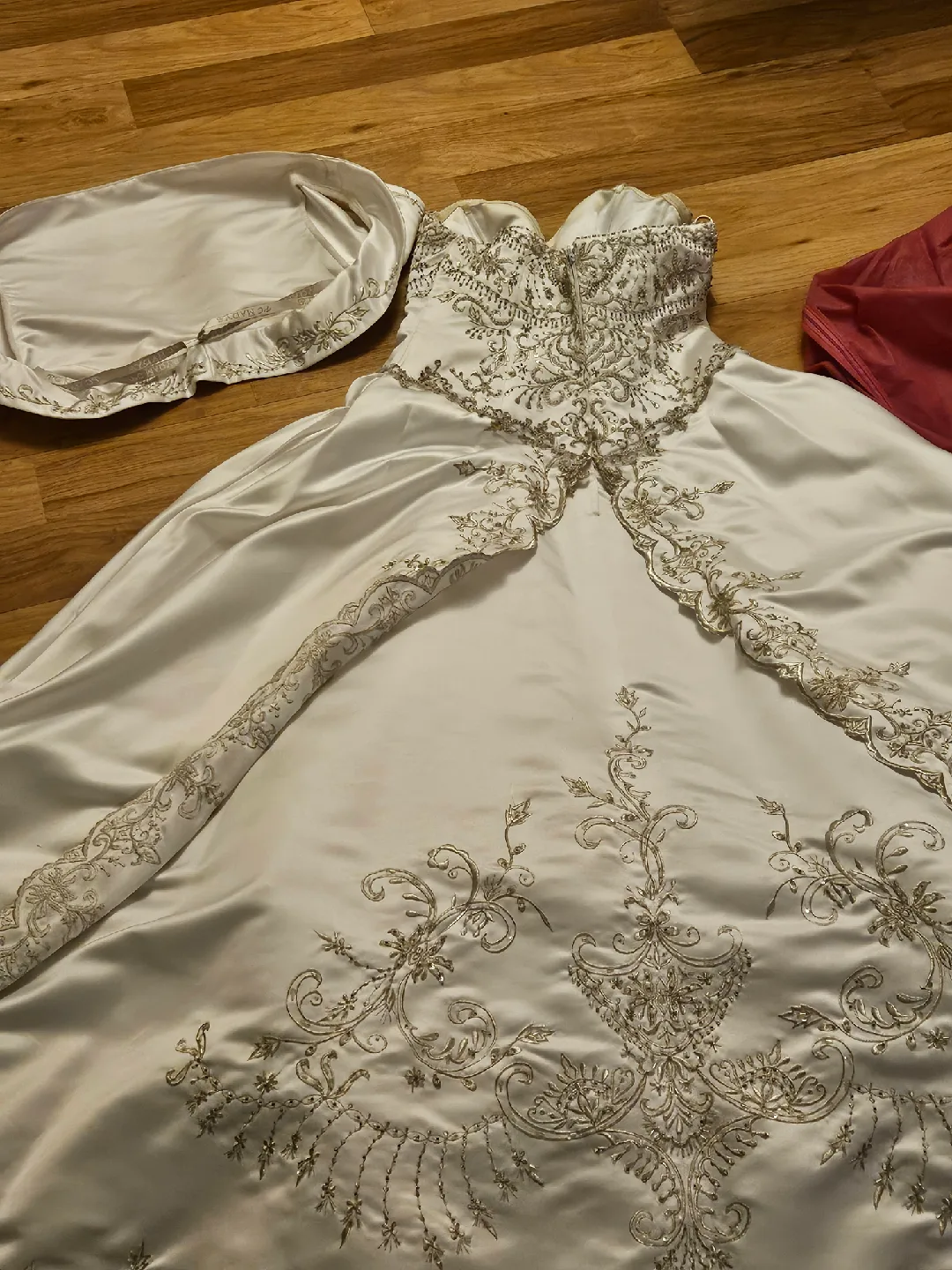 St. Mary's Wedding Dress image indicator(7)