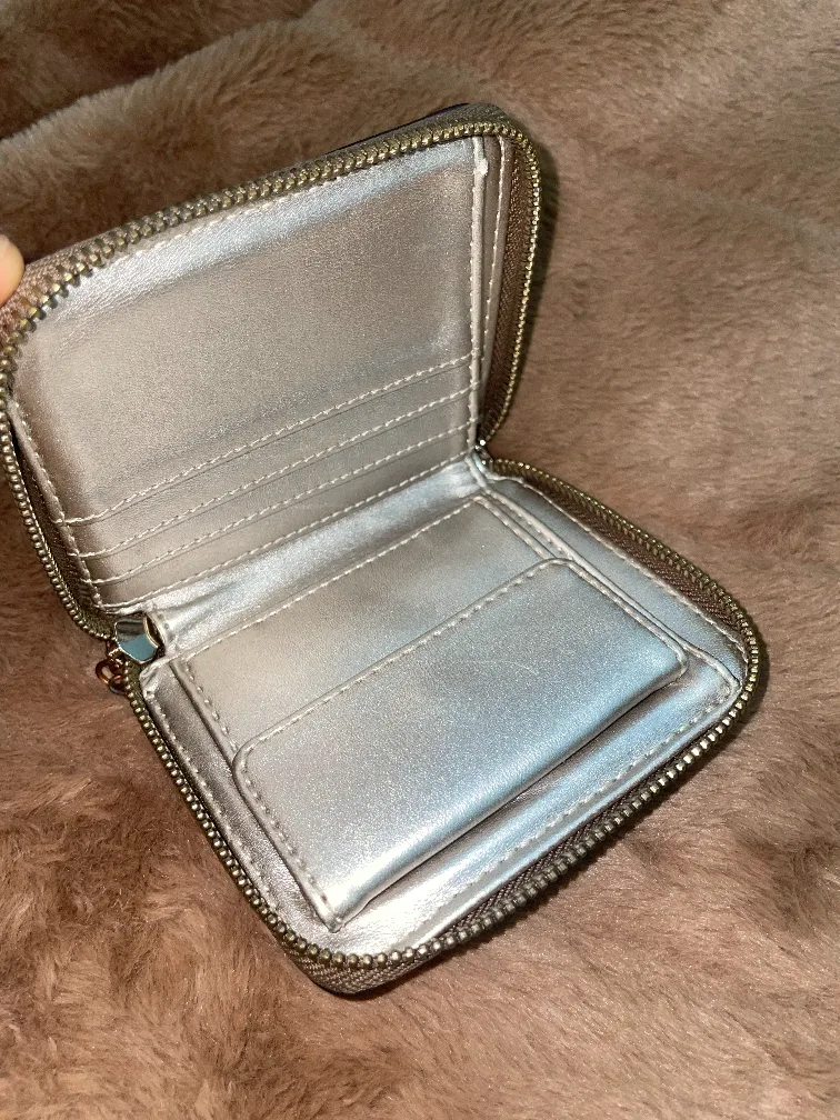 Guess Beige Wallet image indicator(2)
